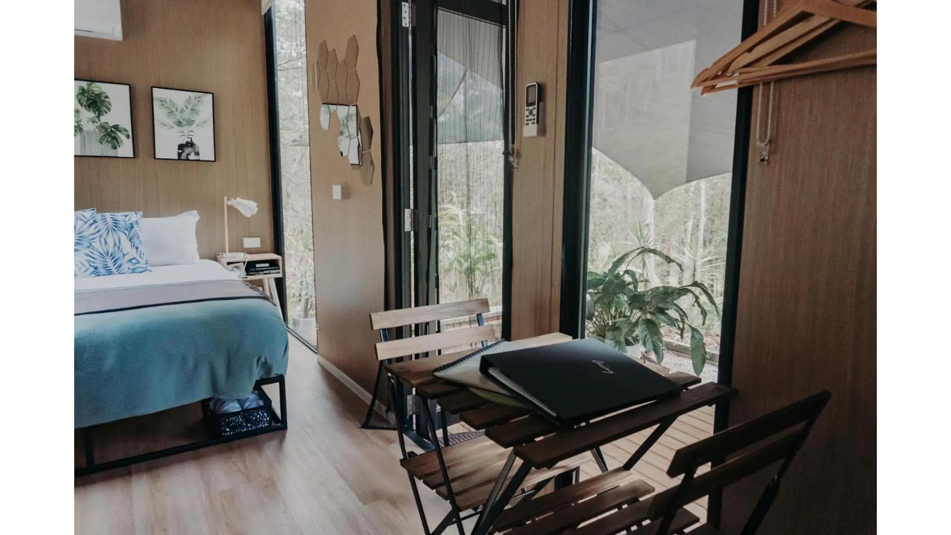 Wilderness View By Tiny Away Villa Mooloolah Vakantiehuis